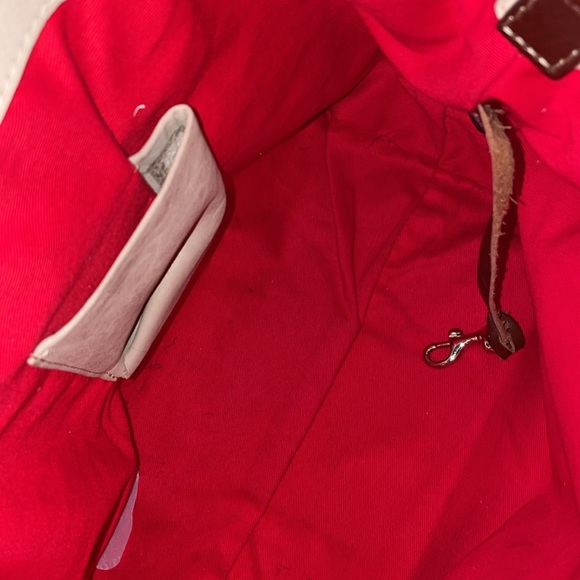 Dooney and Bourke leather tan purse - Picture 6 of 9